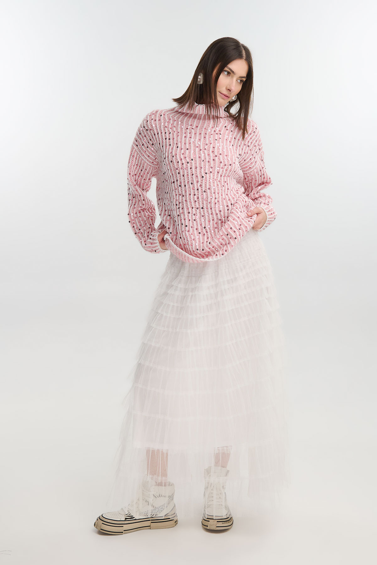 Pullover sequin details - Image 4